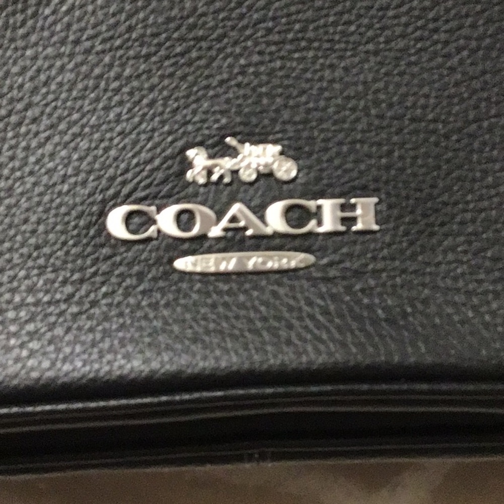 New Coach ladies Black Leather Crossbody Bag. - Picture 7 of 10